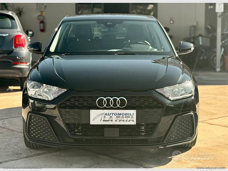Usata Audi A1 110 CV (80 kW) 2021 Nero SUV