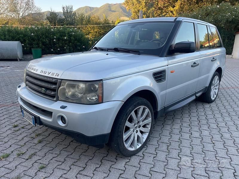 Grigio Usata 2006 Land Rover Range Rover Sport HSE SUV | 5000 € (Buon prezzo) - Immagine 1/4