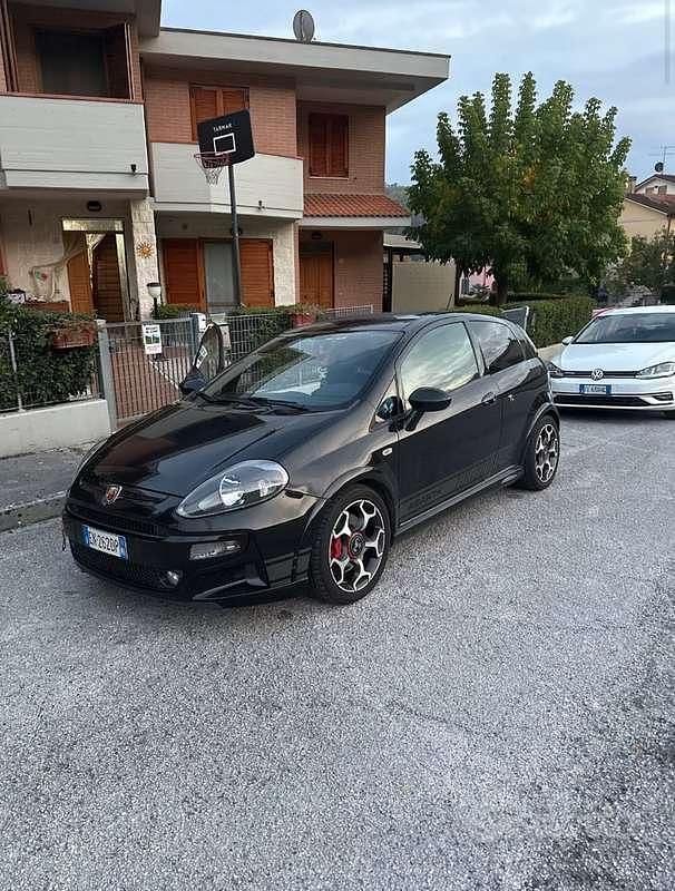 Usata Abarth Punto Evo 165 CV (121 kW) 2012 Nero Utilitaria