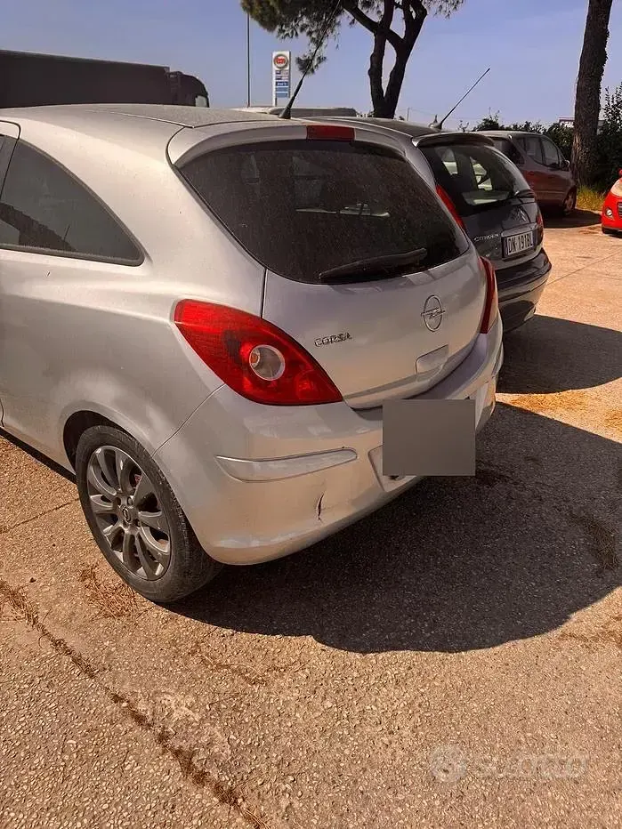 Usado Opel Corsa 2010 Cinzento Citadino