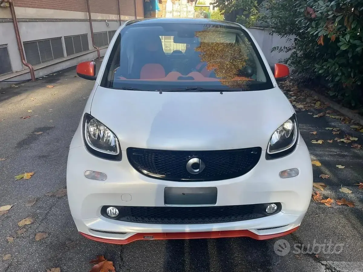 Usata Smart ForTwo Coupé Brabus 90 CV (66 kW) 2017 Coupé