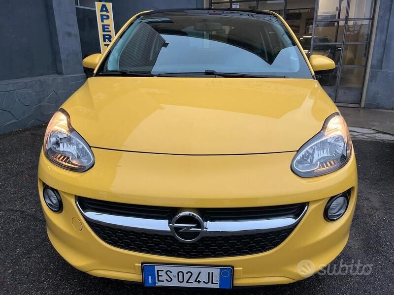 Giallo Usata 2013 Opel Adam Jam Due volumi | 6800 € (Buon prezzo) - Immagine 1/4