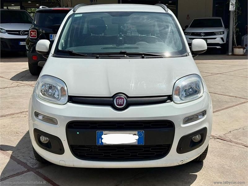 Usata Fiat Panda Lounge 95 CV (69 kW) 2017 Bianco Utilitaria