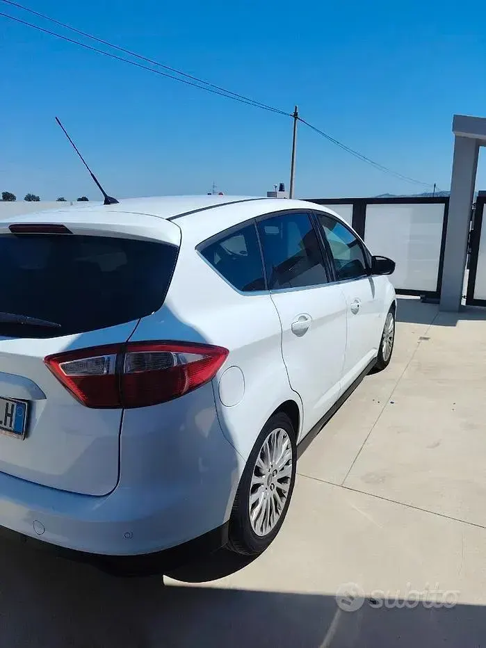 Usata Ford C-MAX Titanium 115 CV (84 kW) 2012 Bianco Monovolume