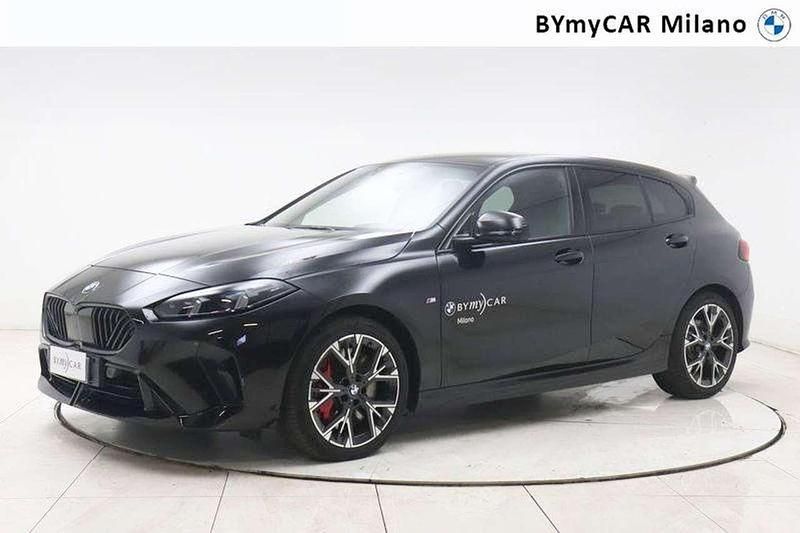 Black sapphire metallizzato Usata 2024 BMW 120 M Sport Due volumi | 35.000 € (Super prezzo) - Immagine 1/3