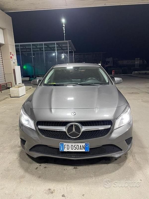 Usata Mercedes CLA200 2016 Grigio Berlina