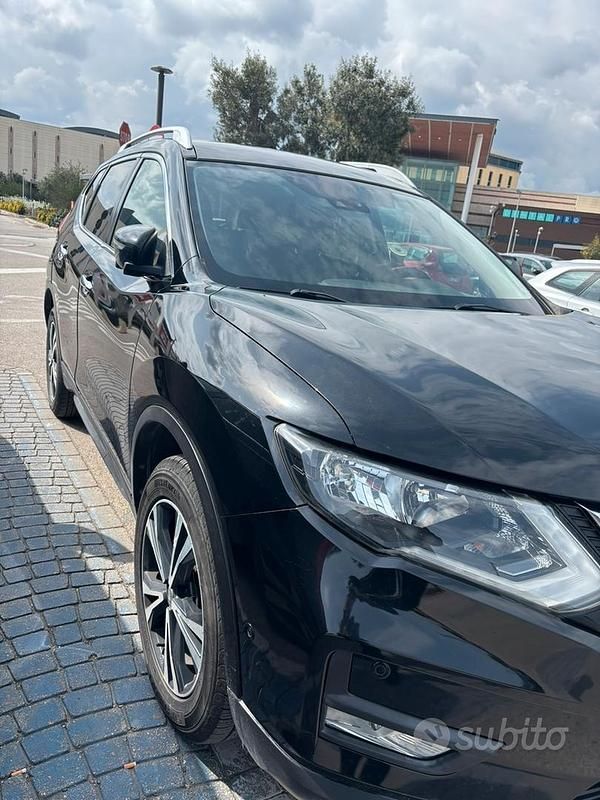 Usata Nissan X-Trail 150 CV (110 kW) 2017 Nero SUV