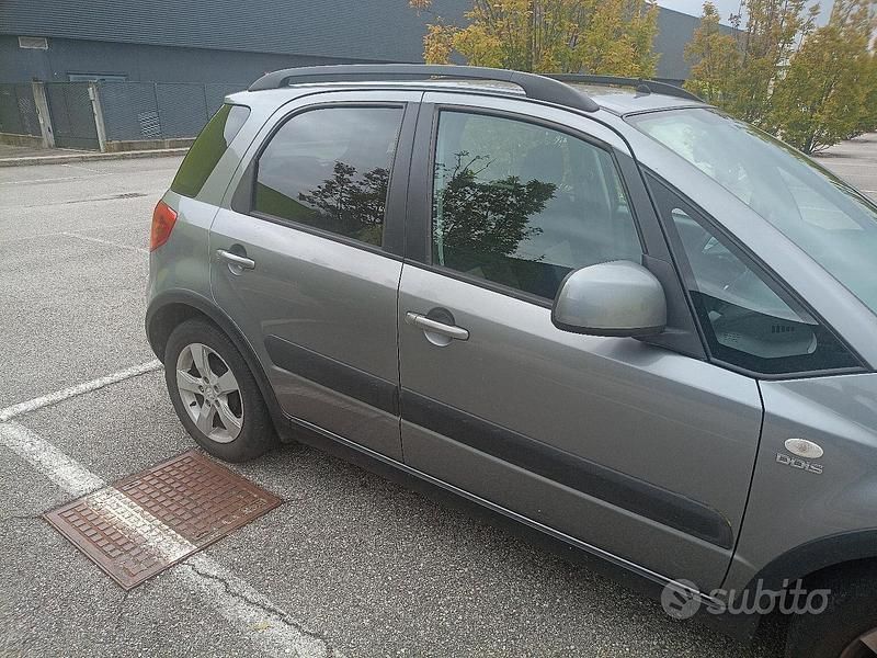 Usata Suzuki SX4 2010 Station wagon