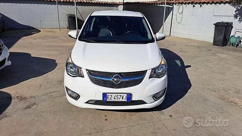Usata Opel Karl Cosmo 75 CV (55 kW) 2015 Bianco Utilitaria