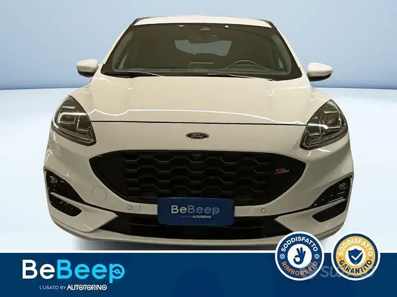 Usata Ford Kuga ST-Line X 225 CV (165 kW) 2021 Bianco pastello SUV