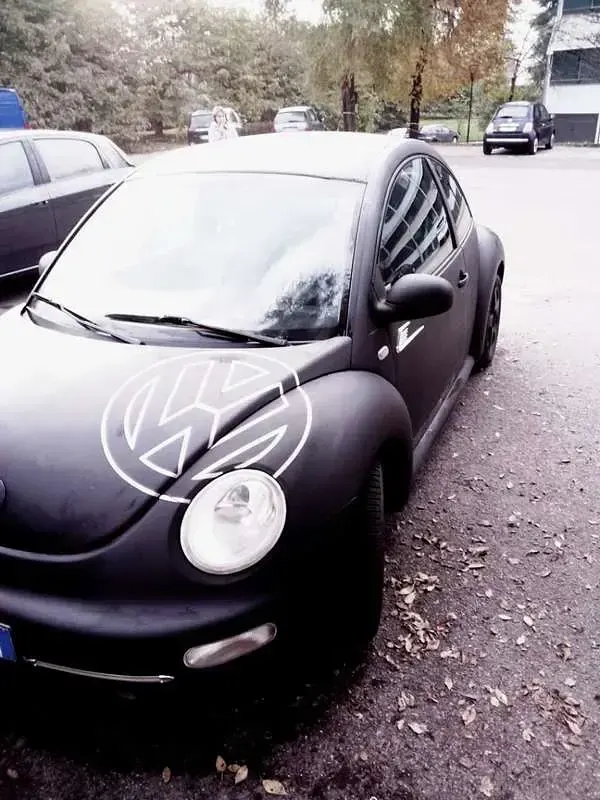 Usata VW New Beetle 102 CV (75 kW) 2001 Nero Utilitaria