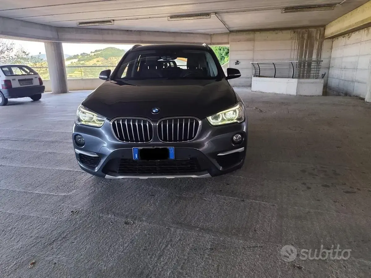 Usata BMW X1 Sport Line 150 CV (110 kW) 2019 Grigio SUV