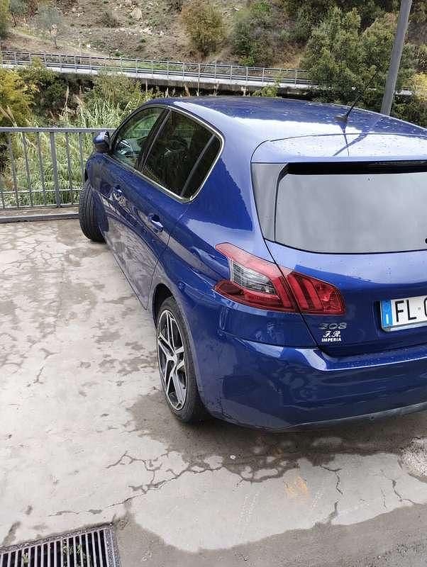 Usata Peugeot 308 Allure 120 CV (88 kW) 2017 Berlina