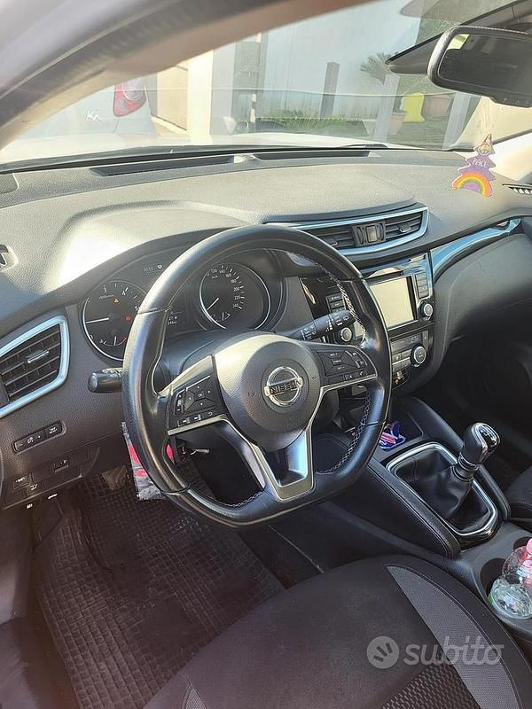 Usata Nissan Qashqai 116 CV (85 kW) 2020 Grigio SUV