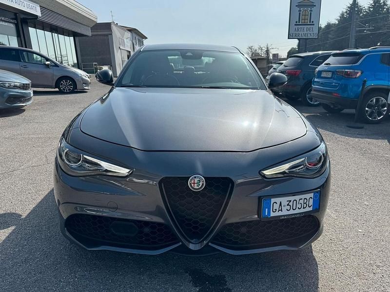 Usata Alfa Romeo Giulia Executive 190 CV (139 kW) 2020 Grigio Berlina