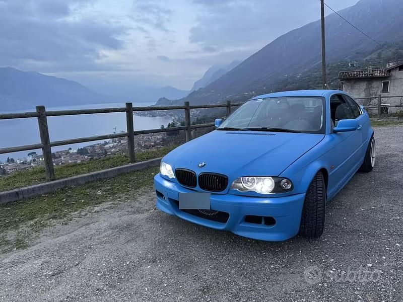 Usata BMW 320 250 CV (183 kW) 2000 Blu Coupé