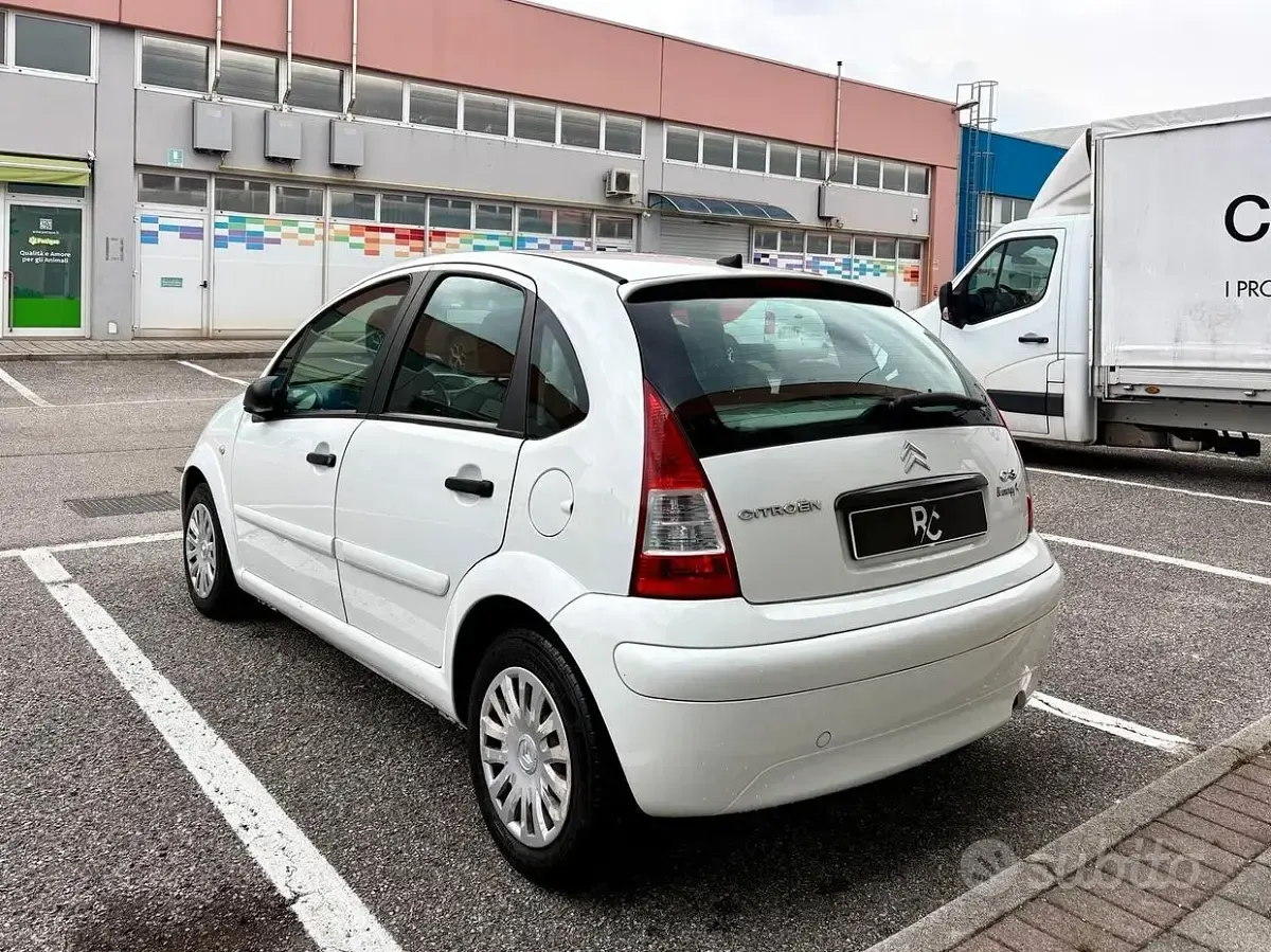 Gebraucht Citroën C3 61 PS (44 kW) 2009 Weiß Limousine