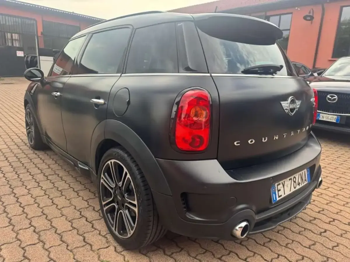Usata Mini Cooper Countryman 143 CV (105 kW) 2015 Nero SUV