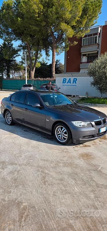 Usata BMW 320 Efficient Dynamics 163 CV (119 kW) 2006 Grigio Berlina