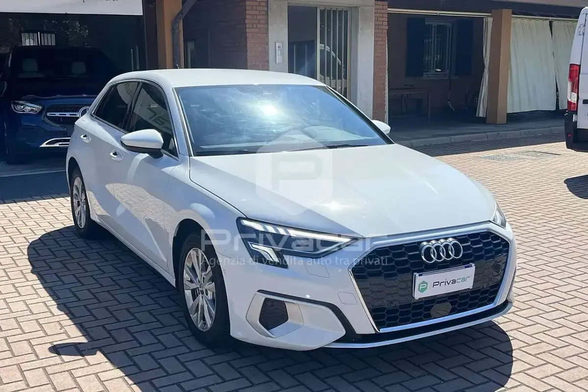 Usata Audi A3 Sportback Advanced 150 CV (110 kW) 2023 Bianco Utilitaria