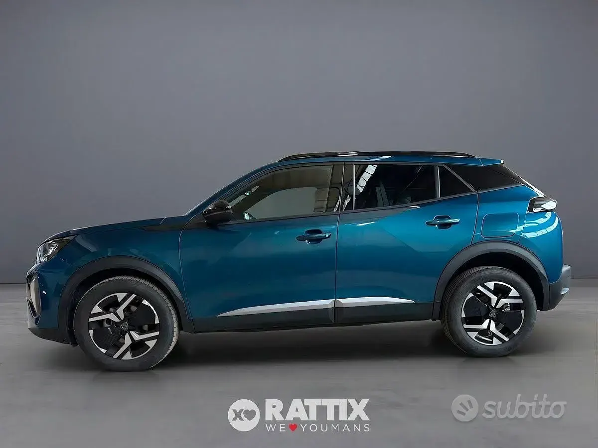 Usata Peugeot 2008 Allure 102 CV (75 kW) 2025 Blu obsession SUV