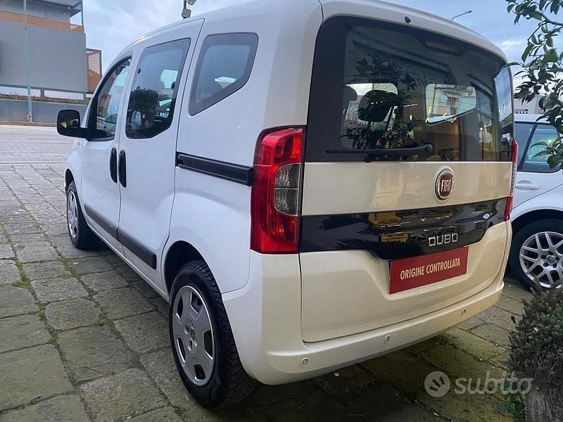 Usata Fiat Qubo Easy 77 CV (56 kW) 2018 Bianco Monovolume