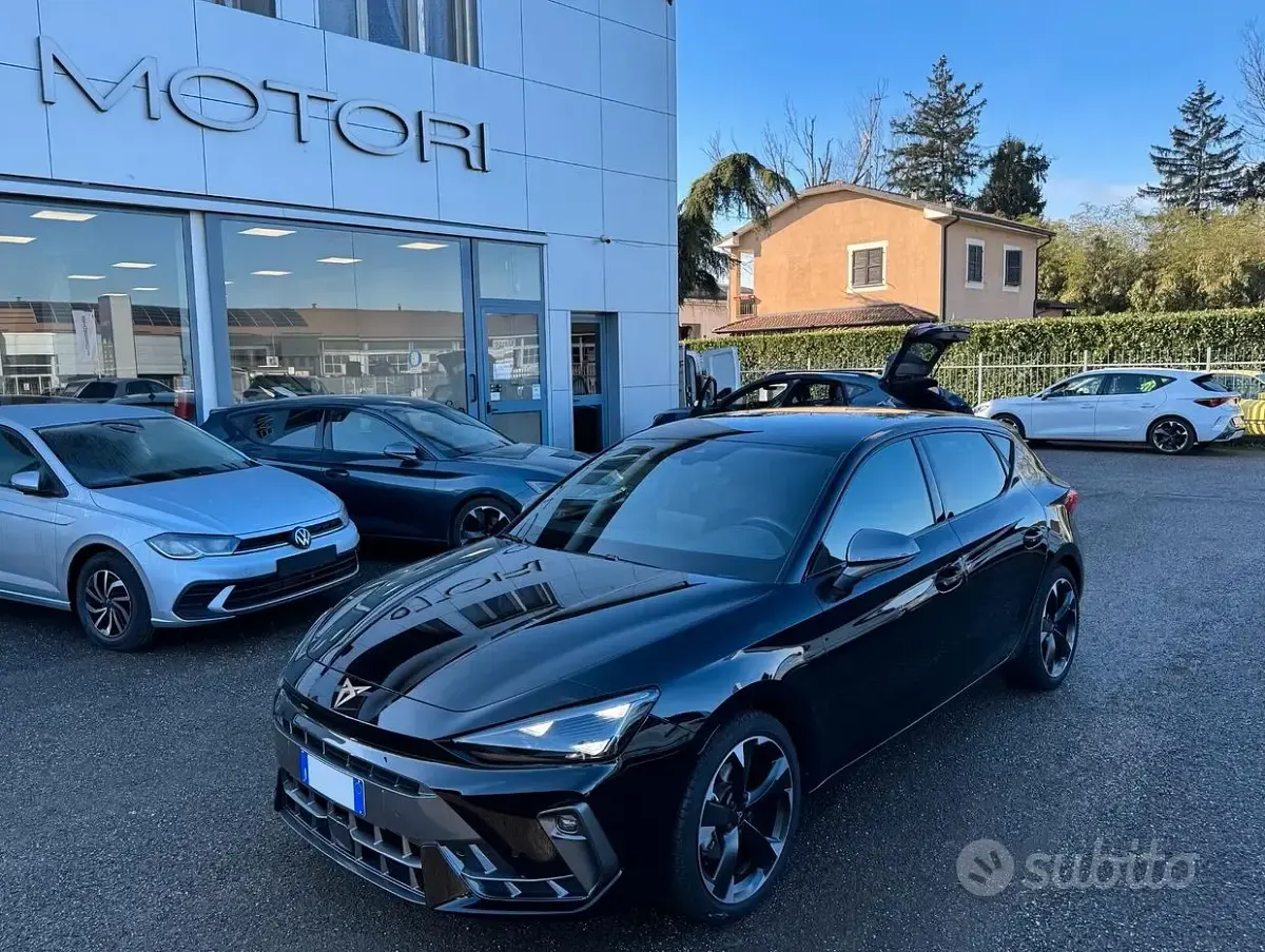 Usata Cupra Leon 150 CV (110 kW) 2025 Nero Berlina