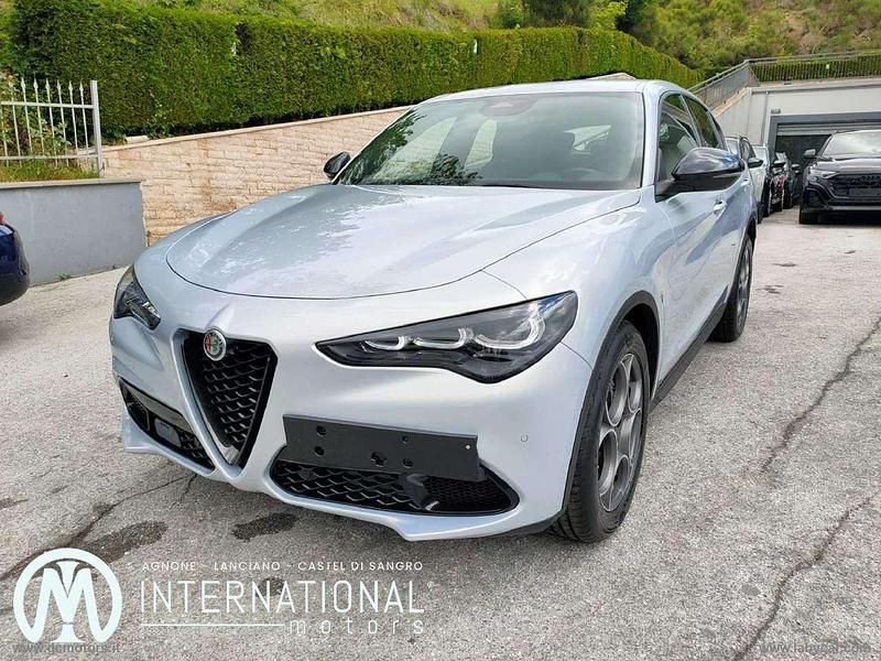 Bianco Usata 2024 Alfa Romeo Stelvio Sprint SUV | 38.990 € (Molto cara) - Immagine 1/4