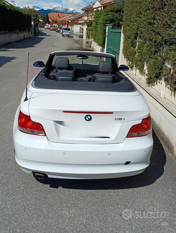 Usata BMW 118 Cabriolet 143 CV (105 kW) 2009 Bianco Cabrio