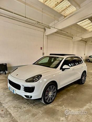 Usata Porsche Cayenne 262 CV (192 kW) 2017 Bianco SUV