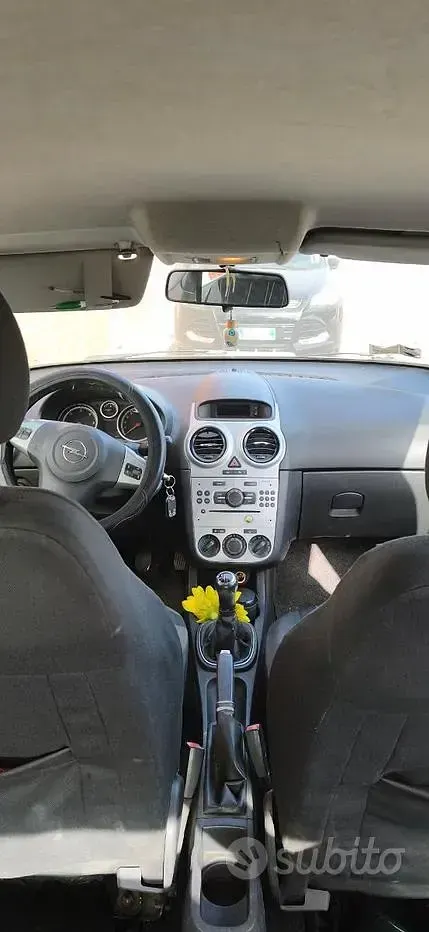 Usata Opel Corsa 75 CV (55 kW) 2009 Grigio Utilitaria