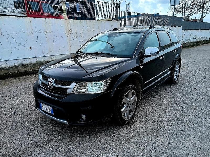 Usata Fiat Freemont 170 CV (125 kW) 2014 Nero SUV