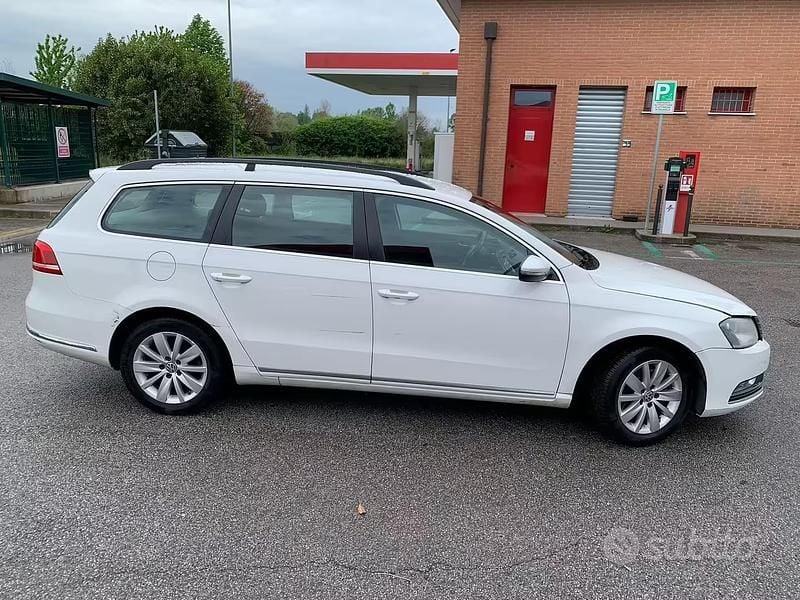 Usata VW Passat 150 CV (110 kW) 2013 Station wagon