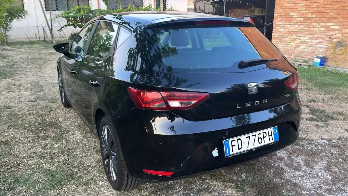 Usata Seat Leon CONNECT 110 CV (80 kW) 2016 Berlina