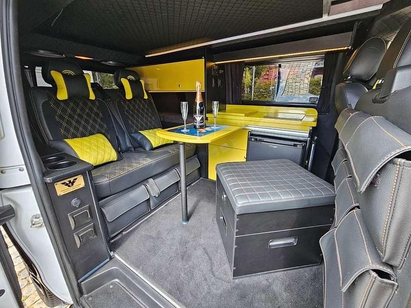 Usata Mercedes V220 163 CV (119 kW) 2014 Nero Monovolume