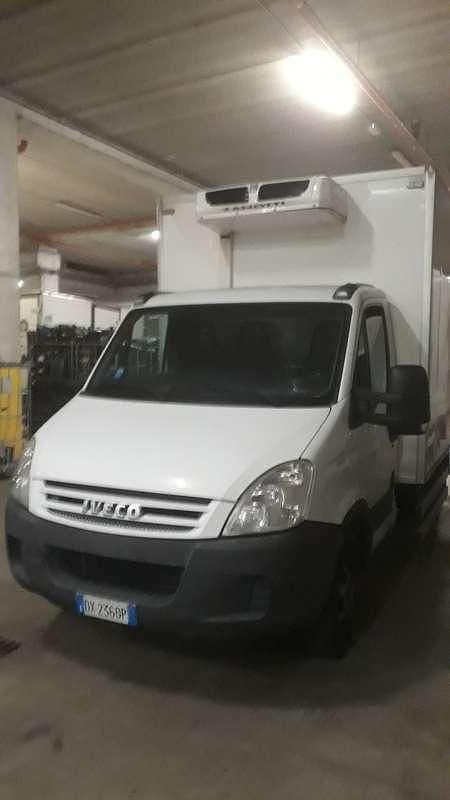 Usata Iveco Daily 150 CV (110 kW) 2009 Bianco Furgone