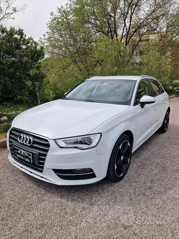 Usata Audi A3 105 CV (77 kW) 2013 Bianco Berlina