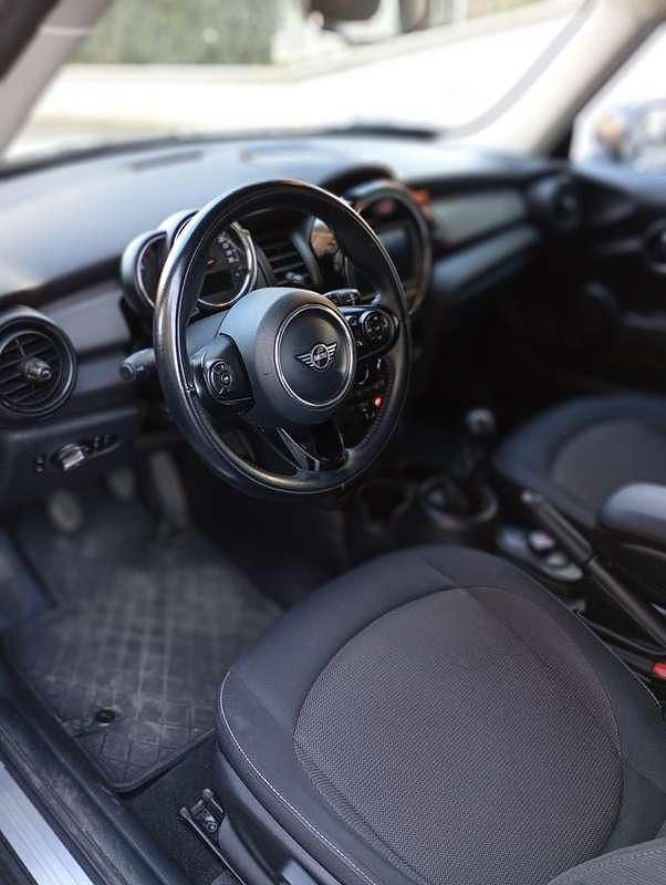 Begagnad Mini Cooper 136 HK (100 kW) 2018 Halvkombi