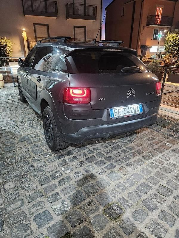 Usata Citroën C4 Cactus 100 CV (73 kW) 2016 Grigio Utilitaria