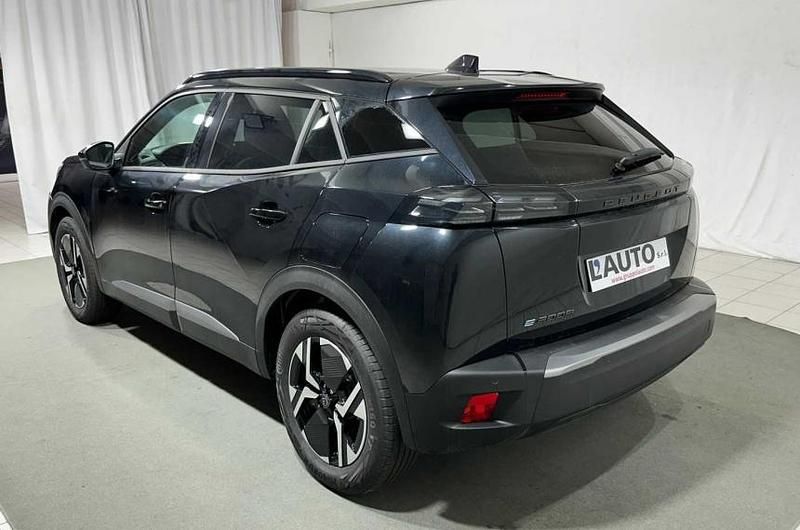 Nuova Peugeot e-2008 Allure 61 kW (84 CV) 2026 SUV