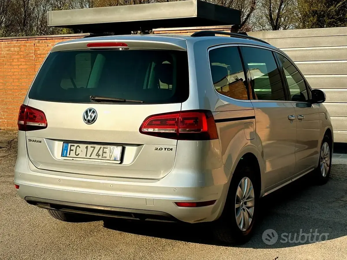 Usata VW Sharan 150 CV (110 kW) 2016 Grigio Monovolume