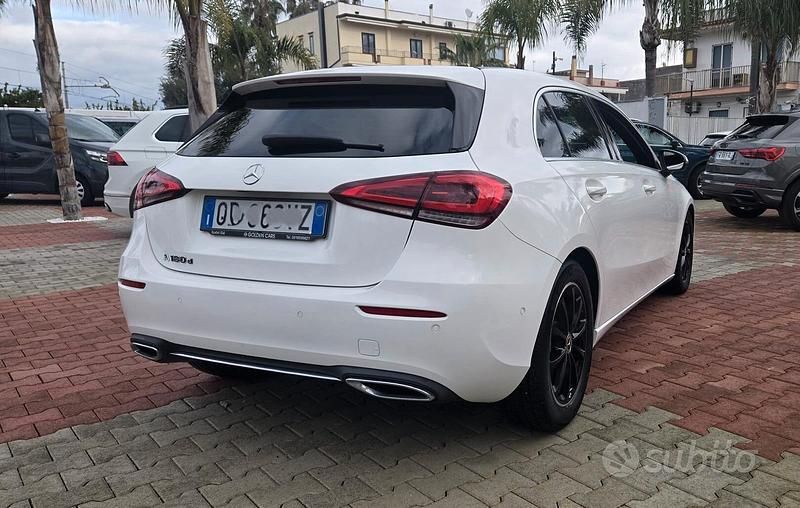 Occasion Mercedes A180 116 ch (85 kW) 2021 Blanc Berline