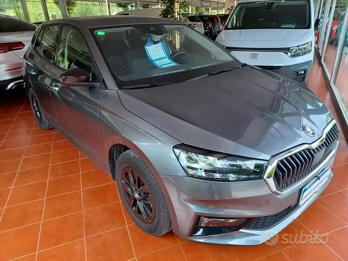 Usata Skoda Fabia Style 80 CV (58 kW) 2025 Grigio Utilitaria