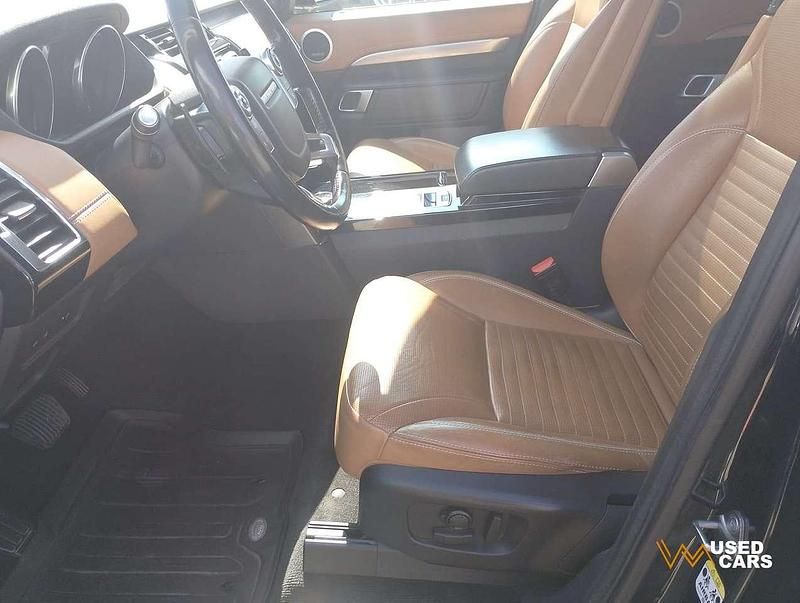 Usata Land Rover Discovery 5 First Edition 249 CV (183 kW) 2017 Nero SUV