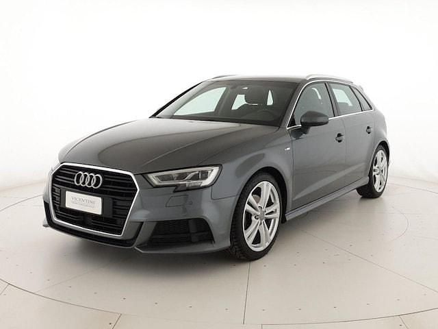 Usata Audi A3 Sport 116 CV (85 kW) 2019 Grigio monsone metallizzato Berlina