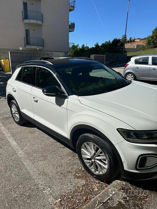 Usata VW T-Roc Life 2023 Bianco SUV