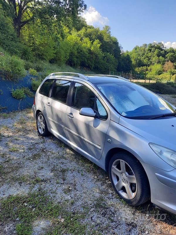 Usata Peugeot 307 135 CV (99 kW) 2006 Grigio Station wagon
