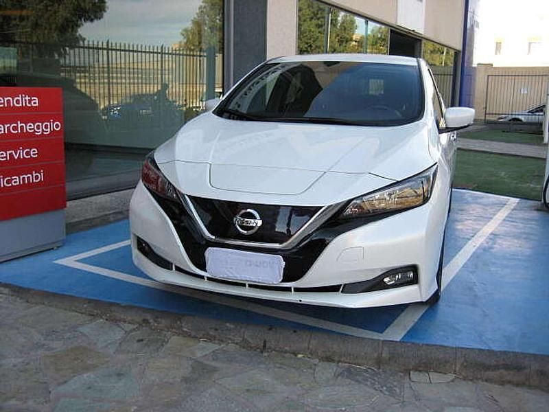 Bianco Usata 2021 Nissan Leaf Acenta Due volumi | 16.900 € (Buon prezzo) - Immagine 1/4