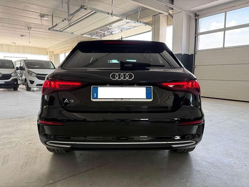Usata Audi A3 Ambiente 150 CV (110 kW) 2020 Nero Berlina