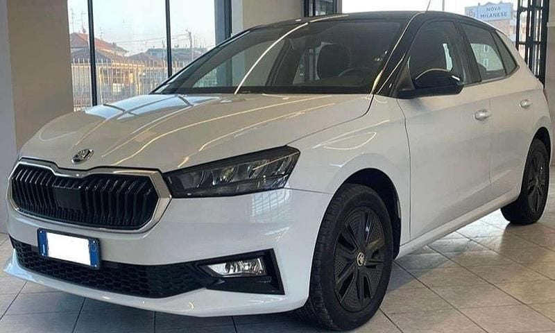 Usata Skoda Fabia Monte Carlo 110 CV (80 kW) 2024 Bianco tetto nero Utilitaria